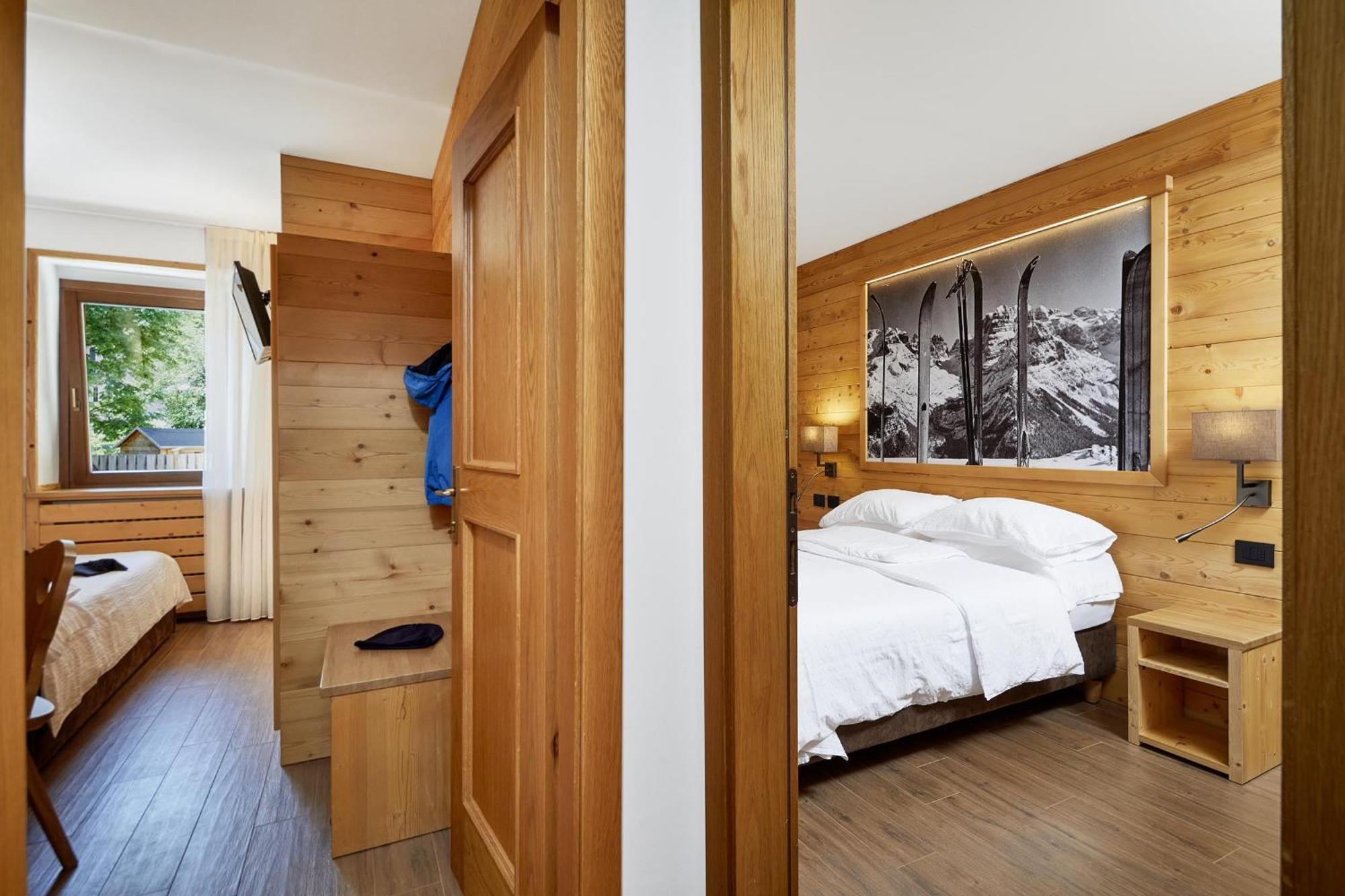 Hotel Garni Dello Sportivo Мадона ди Кампильо Екстериор снимка